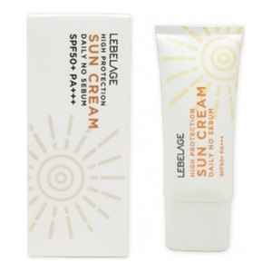 Lebelage High Protection Daily no Sebum Sun Cream SPF50++ PA+++ Солнцезащитный крем для лица 30 мл